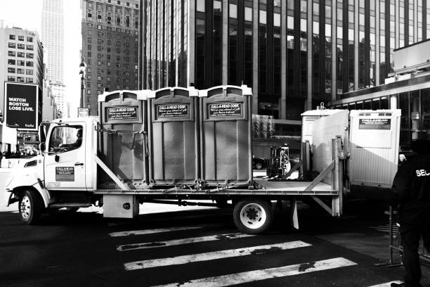 Best Portable restroom trailer rental  in Silverton, OR